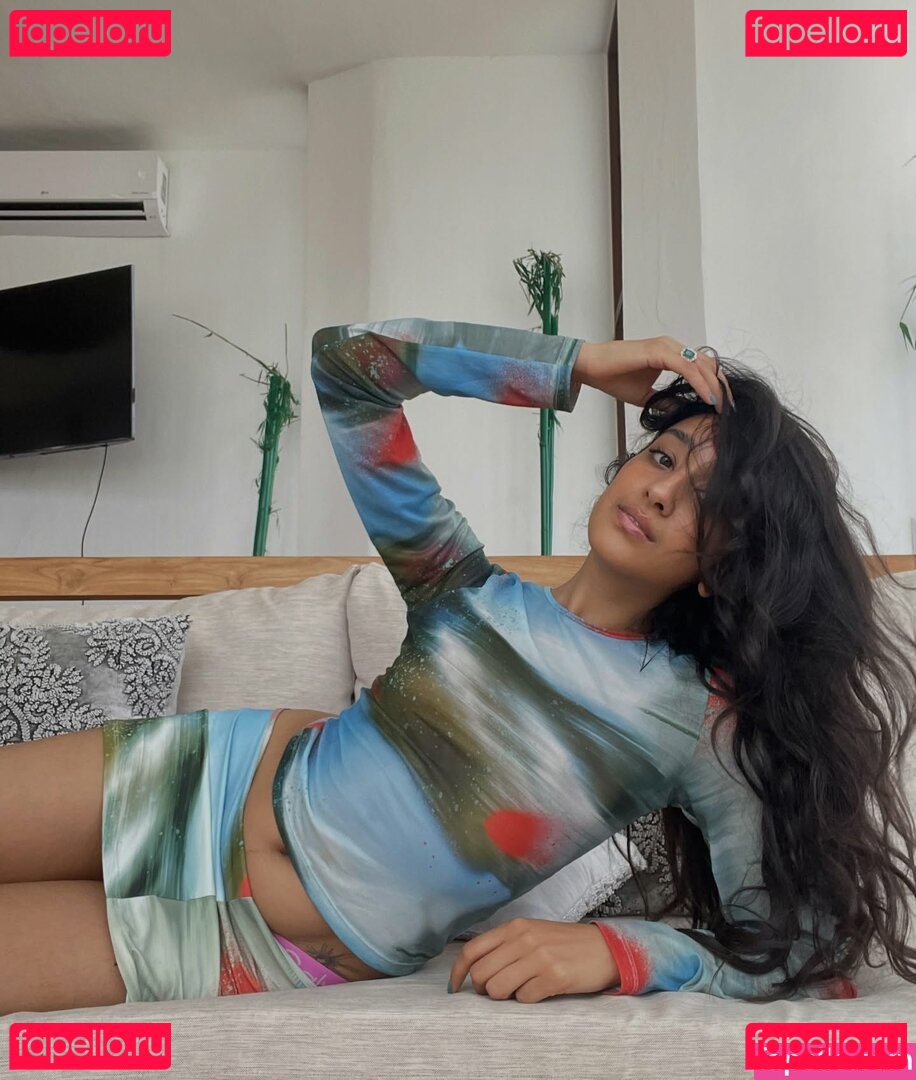 Raveena Nude Onlyfans Photo 8