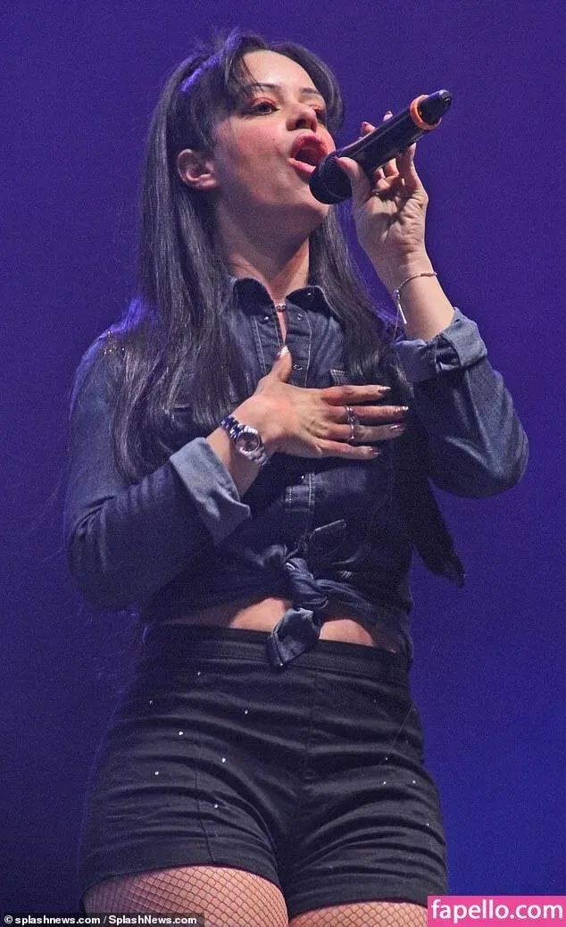 Tina Barrett Onlyfans Photo Gallery 