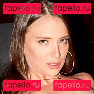 Izzy Lush Onlyfans Photo Gallery 