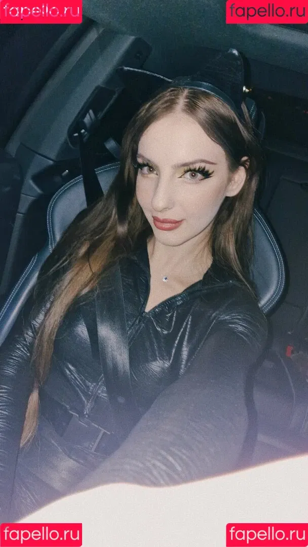 Grimoire Onlyfans Photo Gallery 