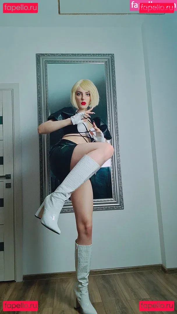 Grimoire Onlyfans Photo Gallery 