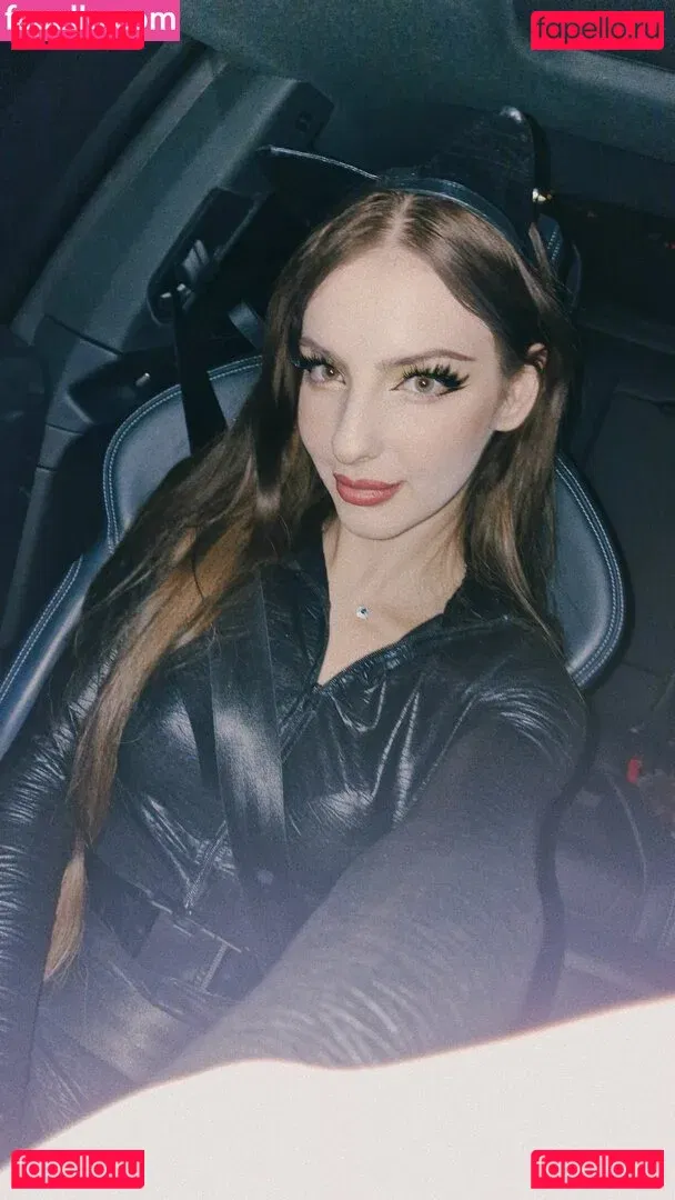 Grimoire Onlyfans Photo Gallery 