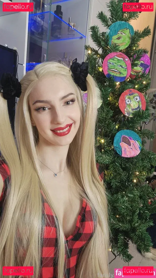 Grimoire Onlyfans Photo Gallery 