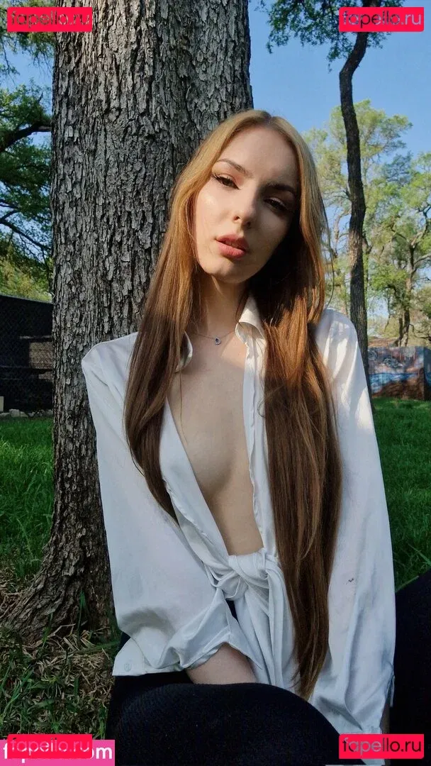 Grimoire Onlyfans Photo Gallery 