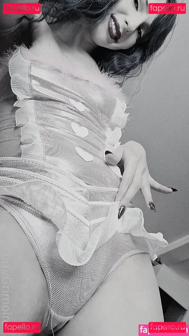 Grimoire Onlyfans Photo Gallery 