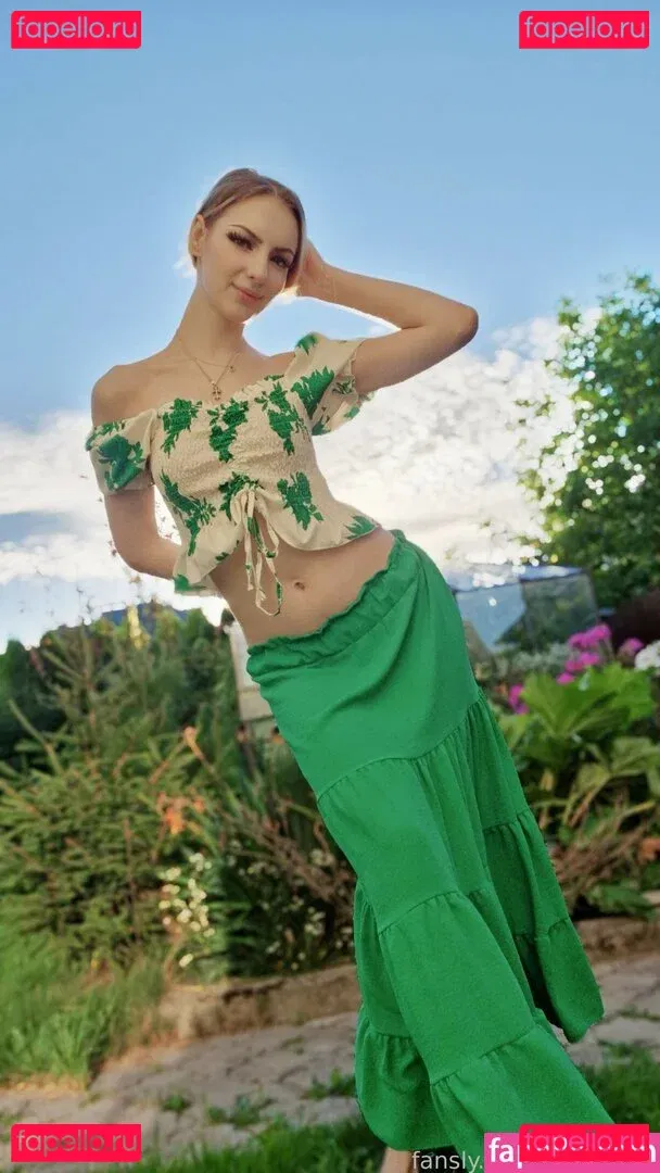 Grimoire Onlyfans Photo Gallery 