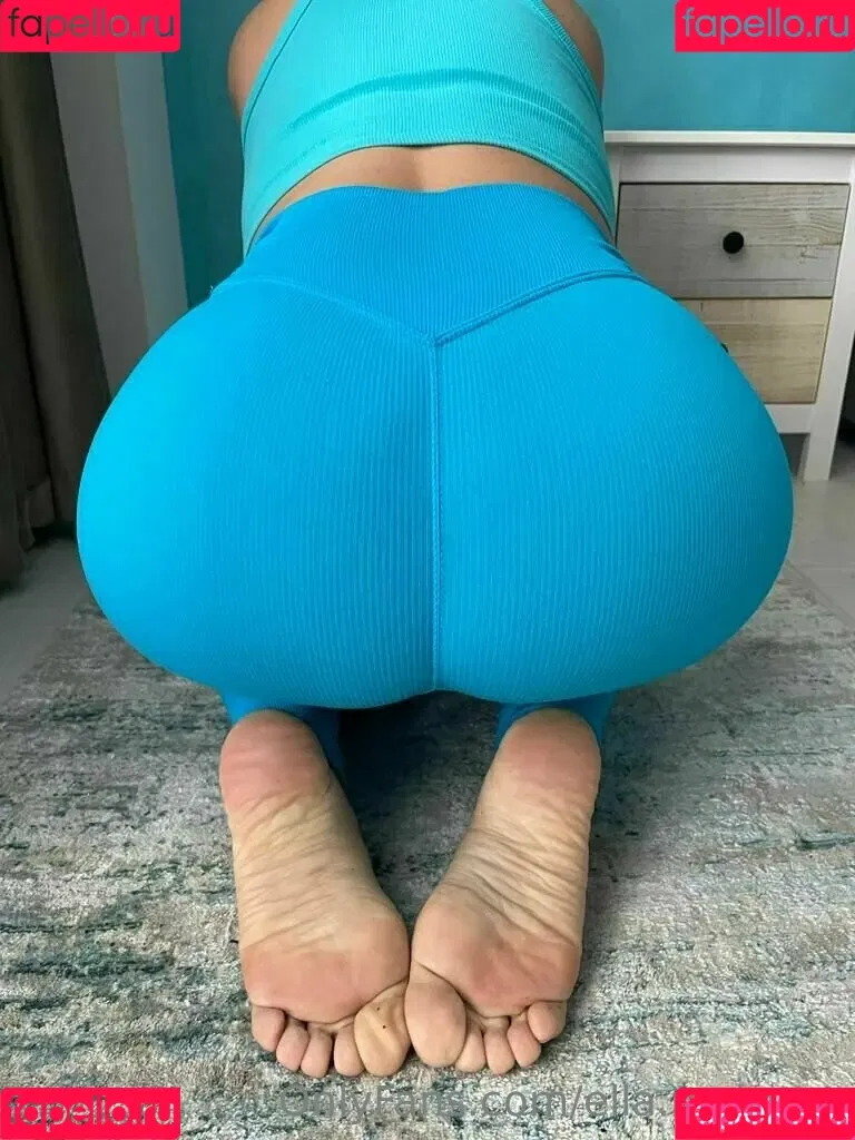 ella.mommy Onlyfans Photo Gallery 