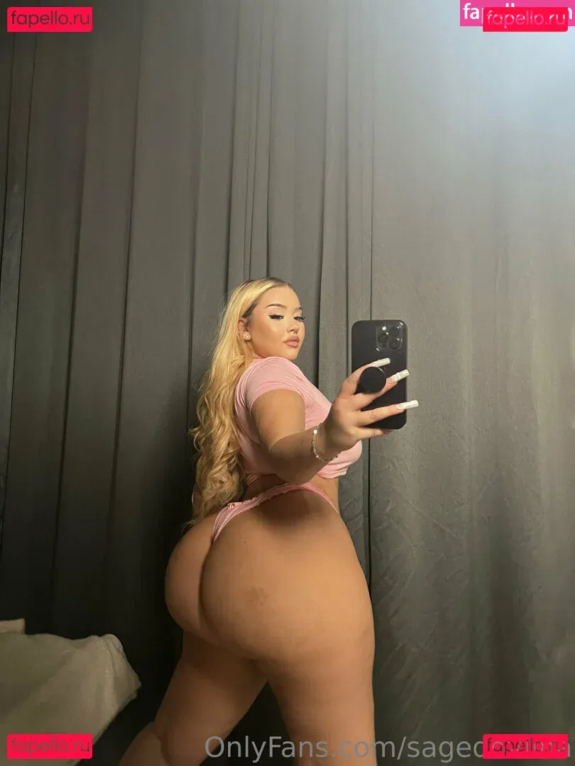 sagedoviina Onlyfans Photo Gallery 