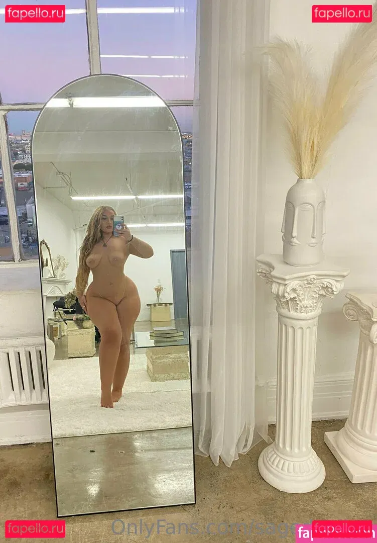 sagedoviina Onlyfans Photo Gallery 