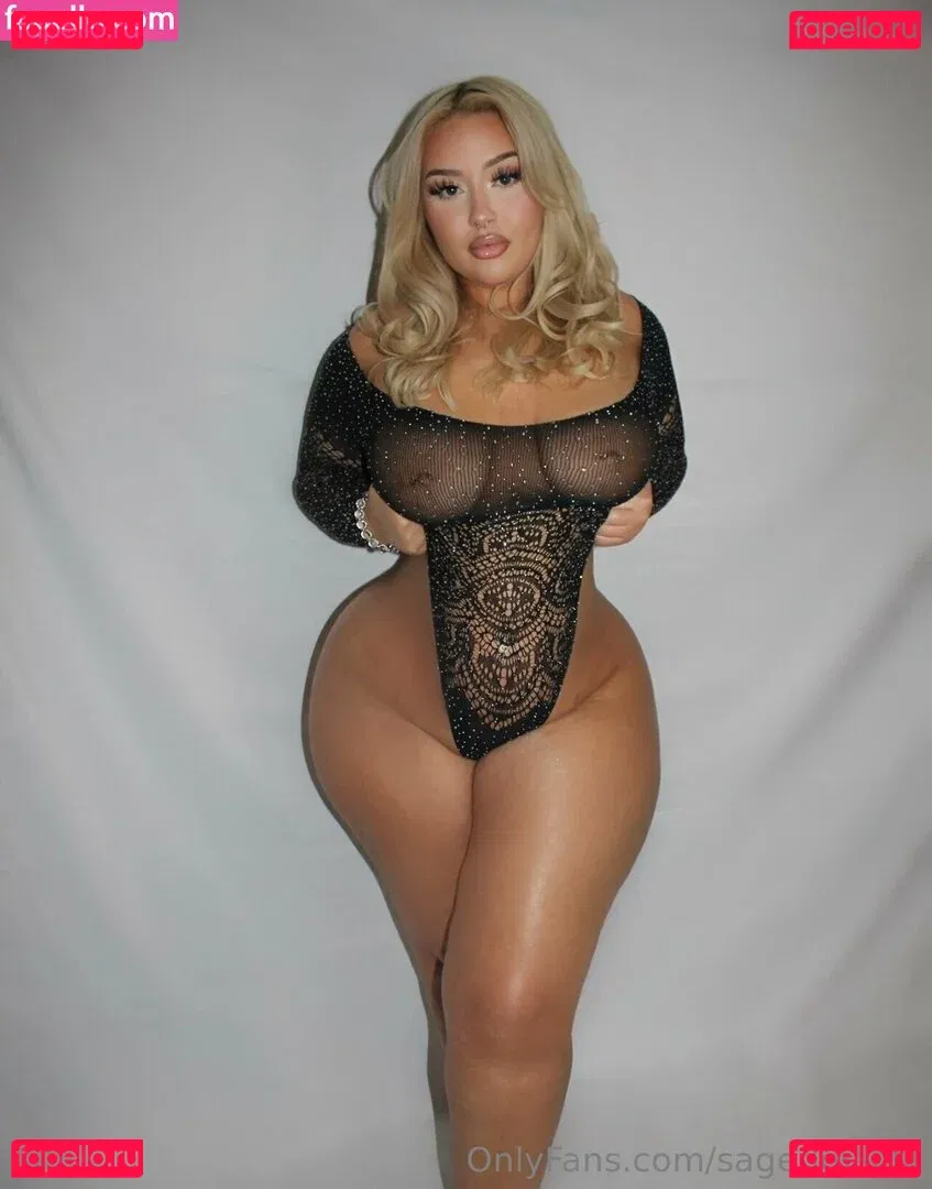 sagedoviina Onlyfans Photo Gallery 