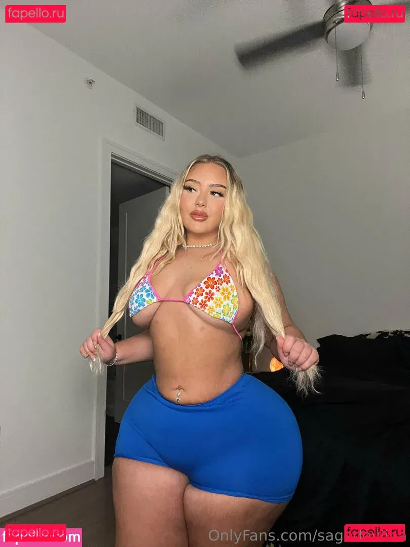 sagedoviina Onlyfans Photo Gallery 