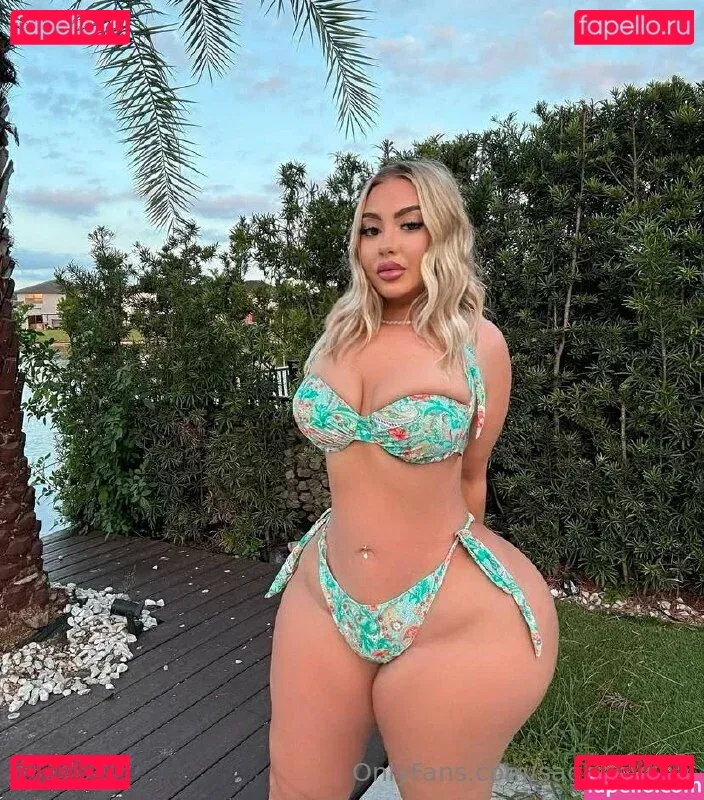 sagedoviina Onlyfans Photo Gallery 