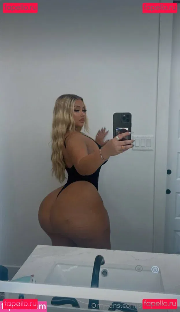 sagedoviina Onlyfans Photo Gallery 