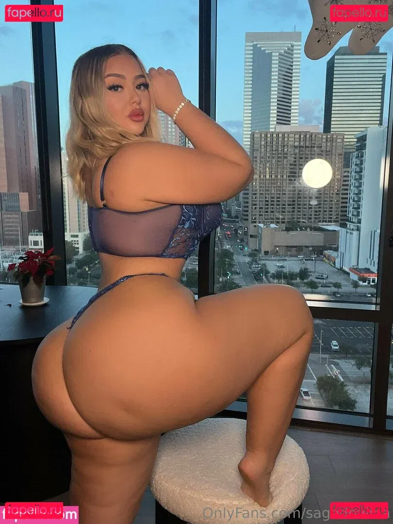 sagedoviina Onlyfans Photo Gallery 