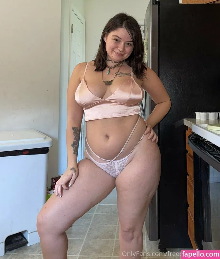 freebaddieebabe Onlyfans Photo Gallery 