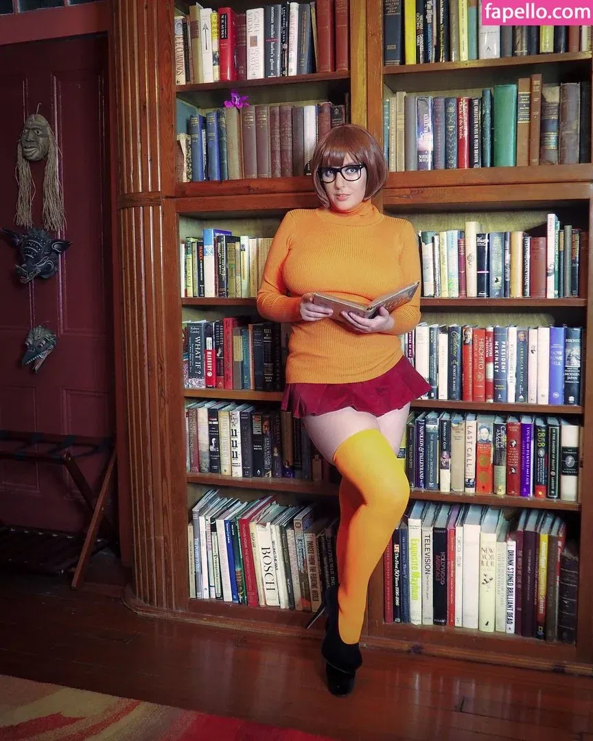 LisaLouWho Onlyfans Photo Gallery 