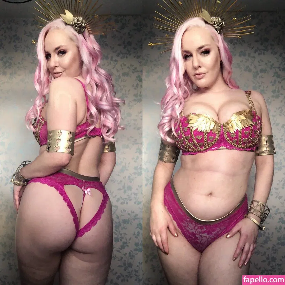 LisaLouWho Onlyfans Photo Gallery 