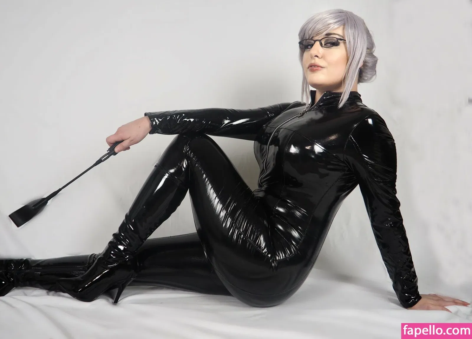 LisaLouWho Onlyfans Photo Gallery 