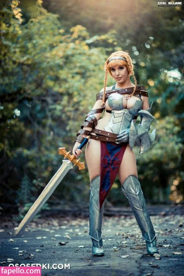 LisaLouWho Onlyfans Photo Gallery 