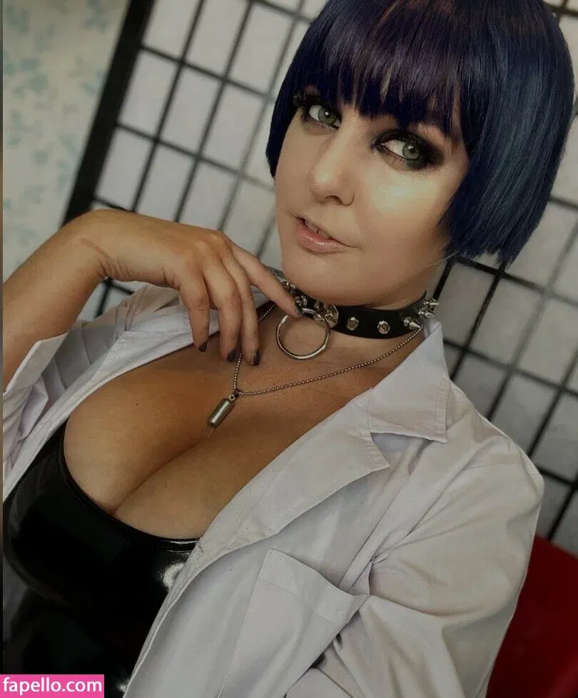 LisaLouWho Onlyfans Photo Gallery 