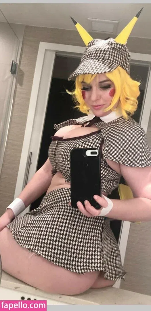 LisaLouWho Onlyfans Photo Gallery 