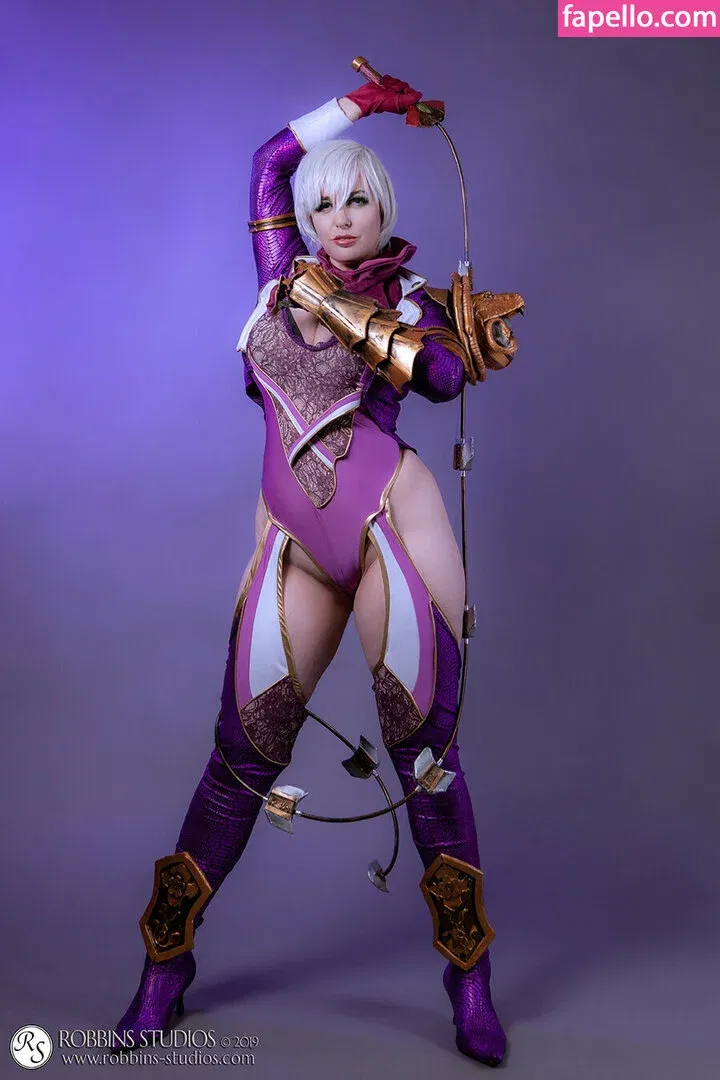 LisaLouWho Onlyfans Photo Gallery 