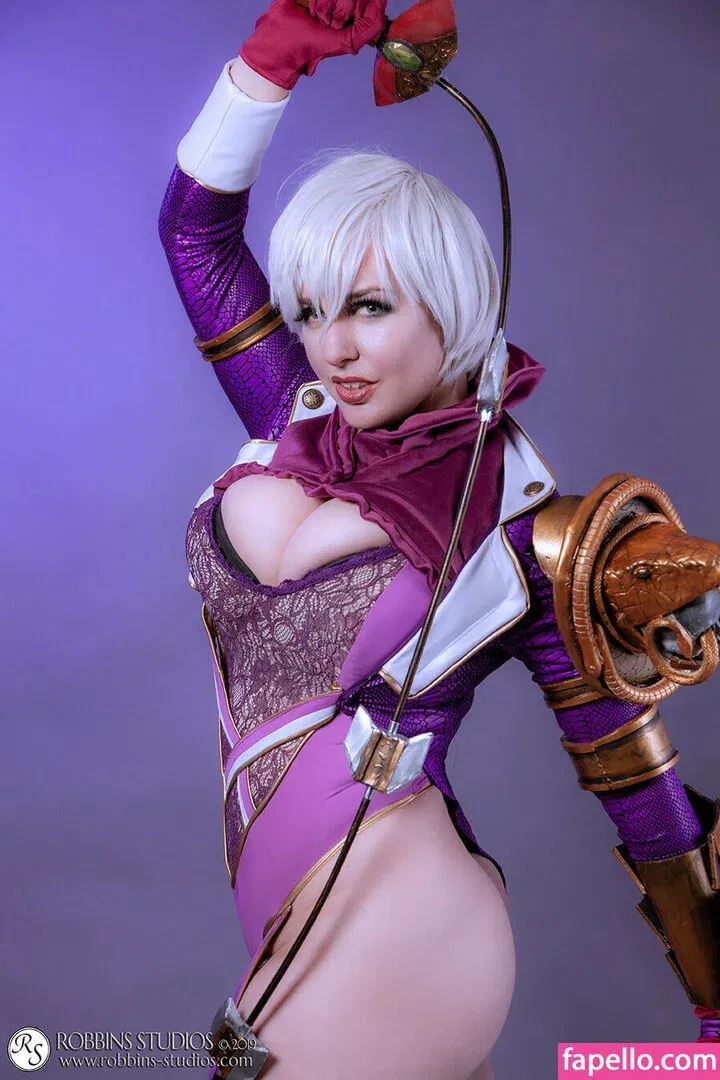 LisaLouWho Onlyfans Photo Gallery 