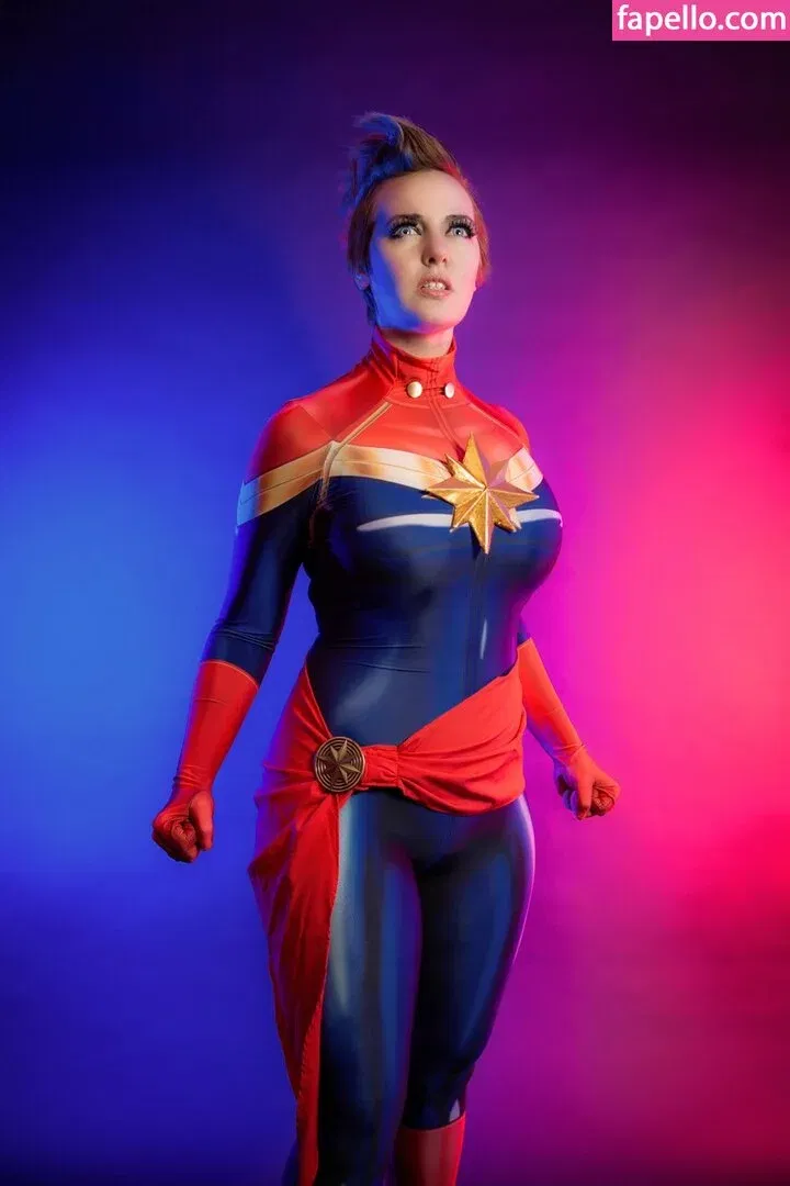 LisaLouWho Onlyfans Photo Gallery 