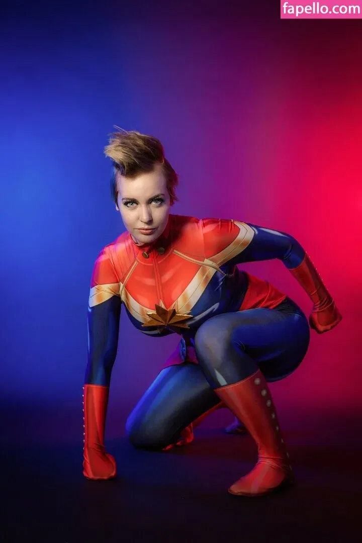 LisaLouWho Onlyfans Photo Gallery 