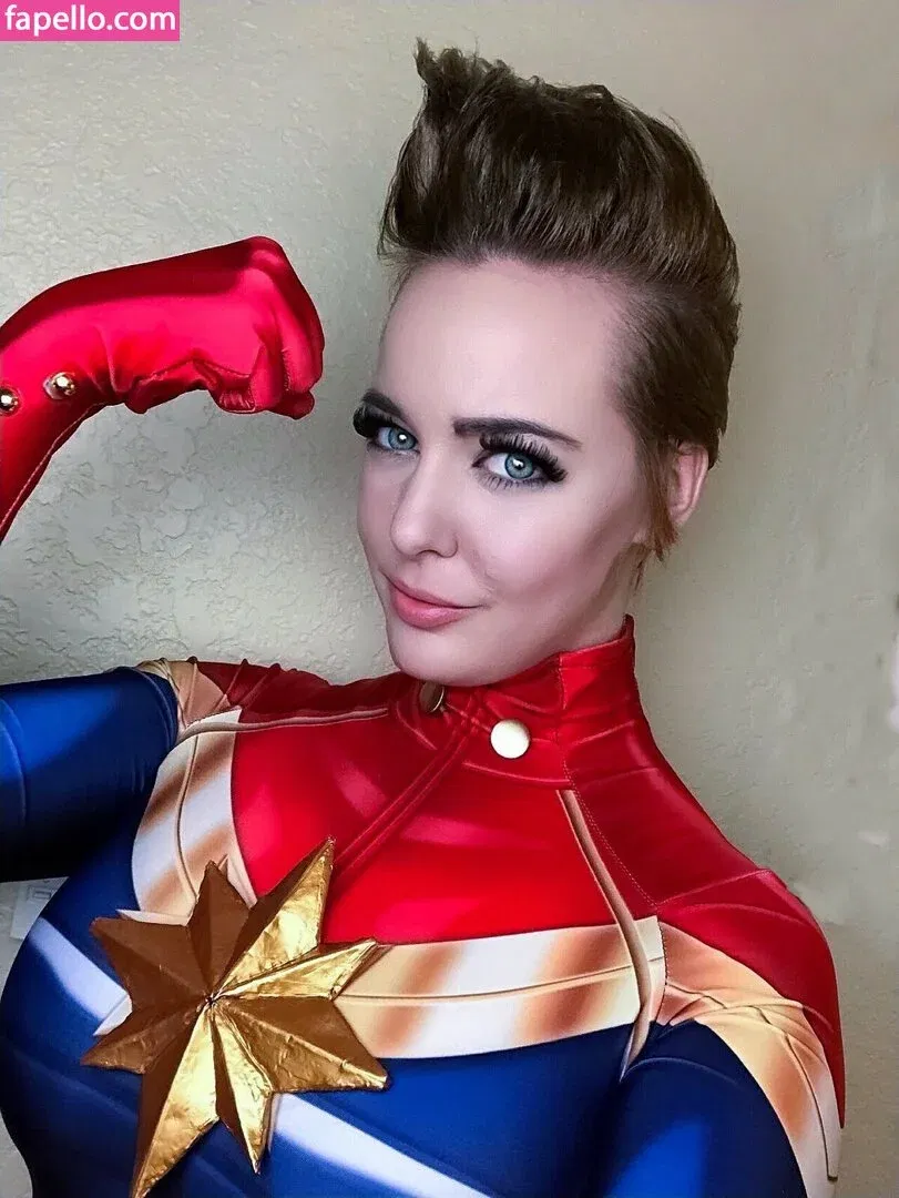 LisaLouWho Onlyfans Photo Gallery 