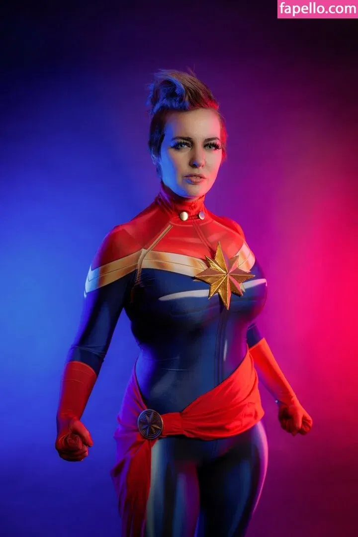 LisaLouWho Onlyfans Photo Gallery 