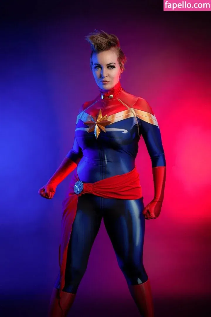 LisaLouWho Onlyfans Photo Gallery 