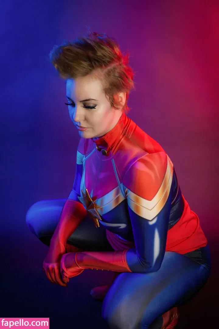 LisaLouWho Onlyfans Photo Gallery 