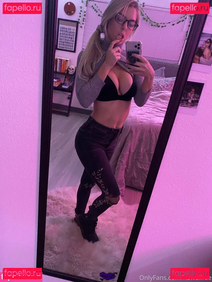 hawaiirae Onlyfans Photo Gallery 