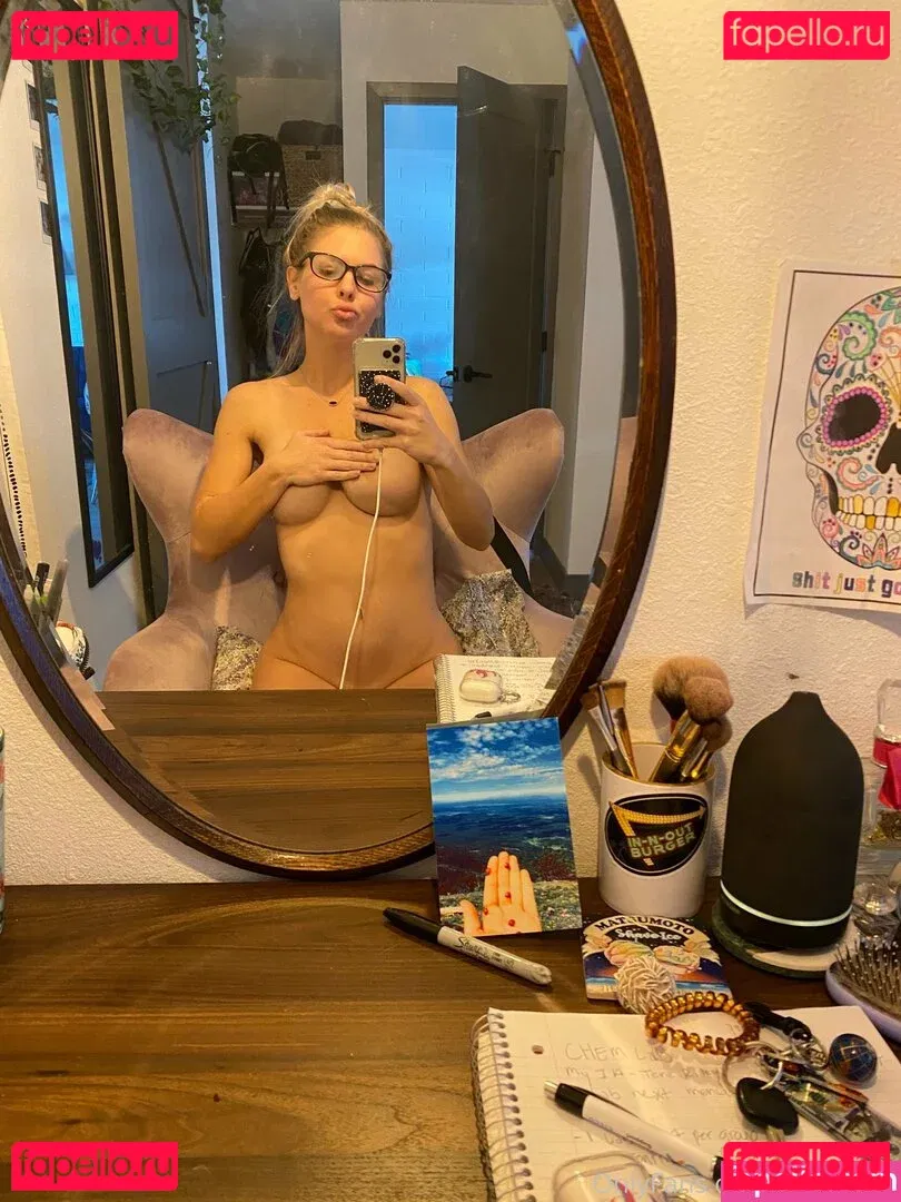 hawaiirae Onlyfans Photo Gallery 