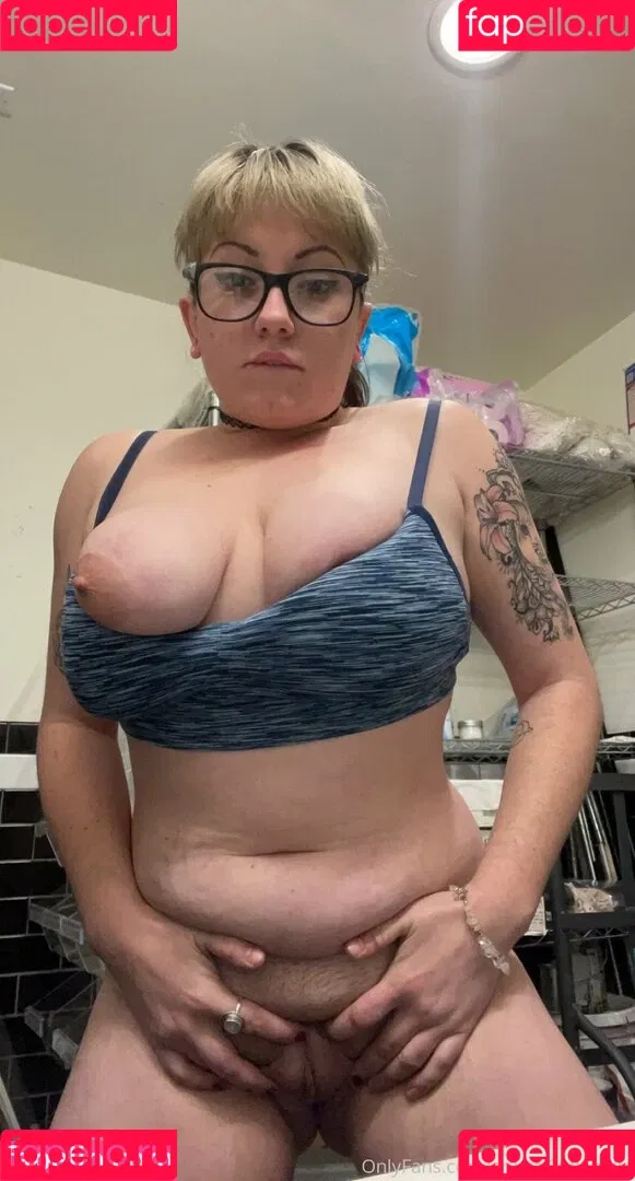 crystal2086bella Onlyfans Photo Gallery 