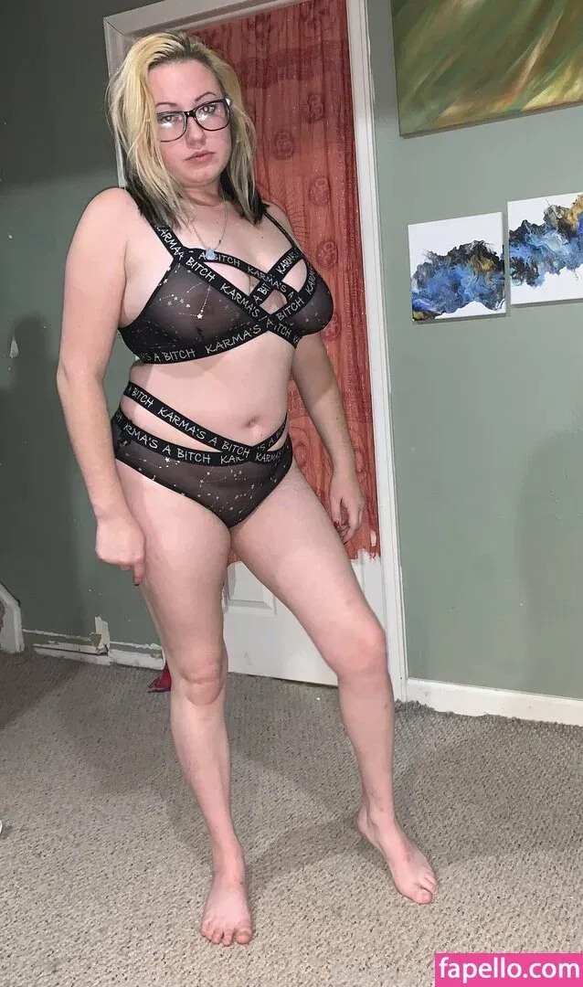 crystal2086bella Onlyfans Photo Gallery 