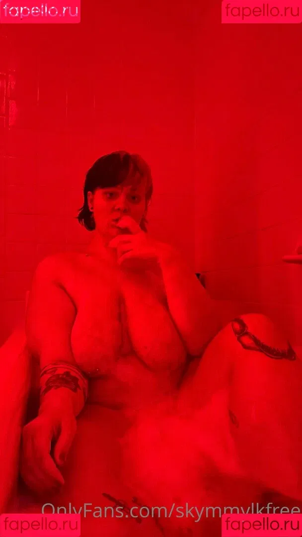 skymmylkfree Onlyfans Photo Gallery 