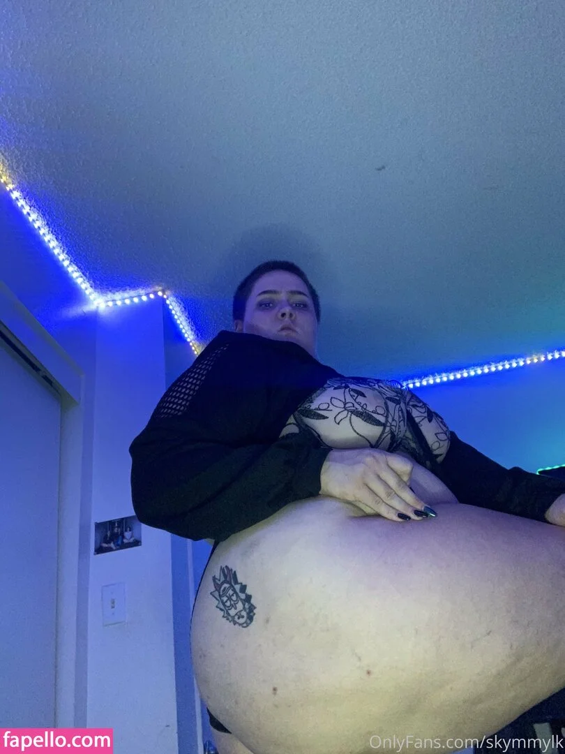 skymmylkfree Onlyfans Photo Gallery 