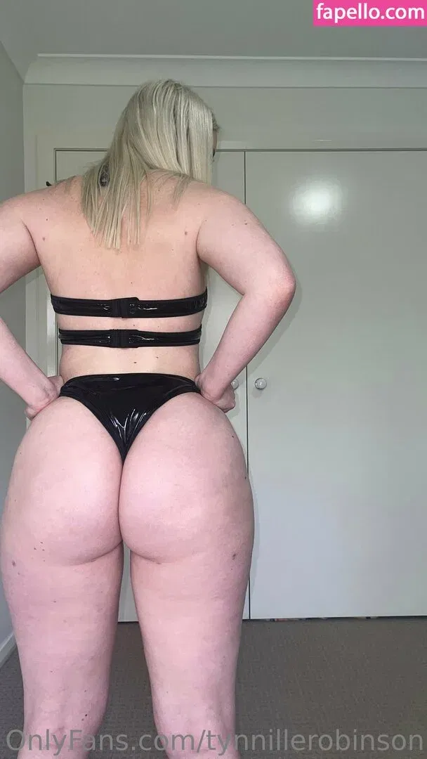 tynnillerobinson Onlyfans Photo Gallery 