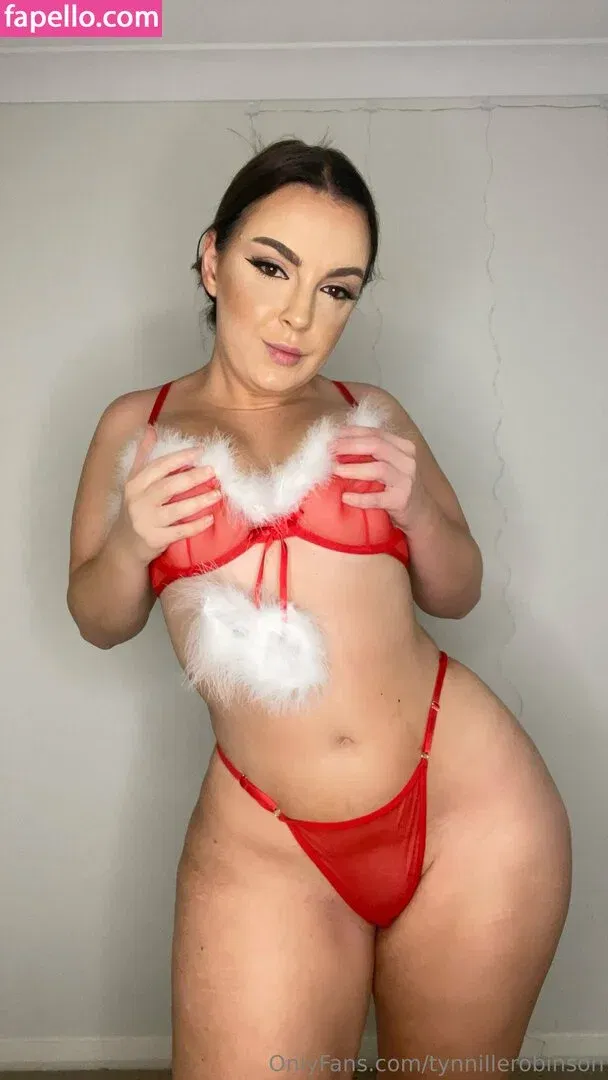tynnillerobinson Onlyfans Photo Gallery 