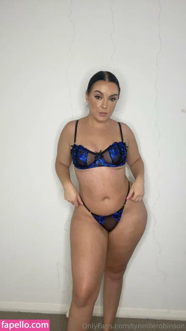 tynnillerobinson Onlyfans Photo Gallery 