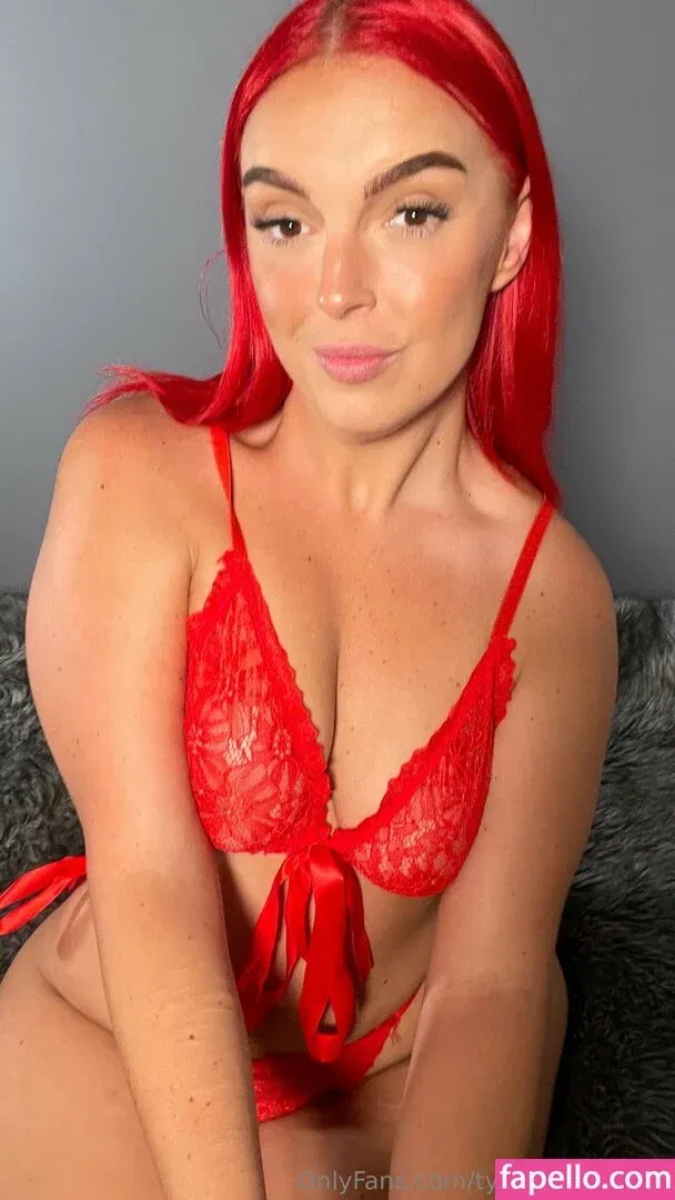 tynnillerobinson Onlyfans Photo Gallery 