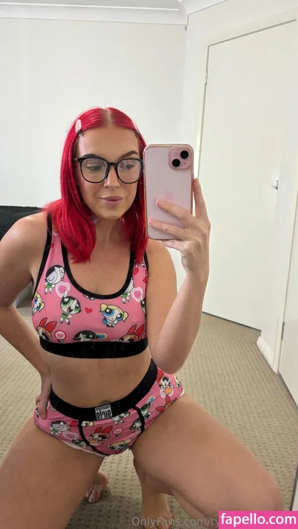 tynnillerobinson Onlyfans Photo Gallery 