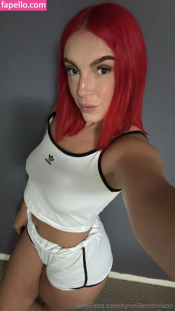 tynnillerobinson Onlyfans Photo Gallery 