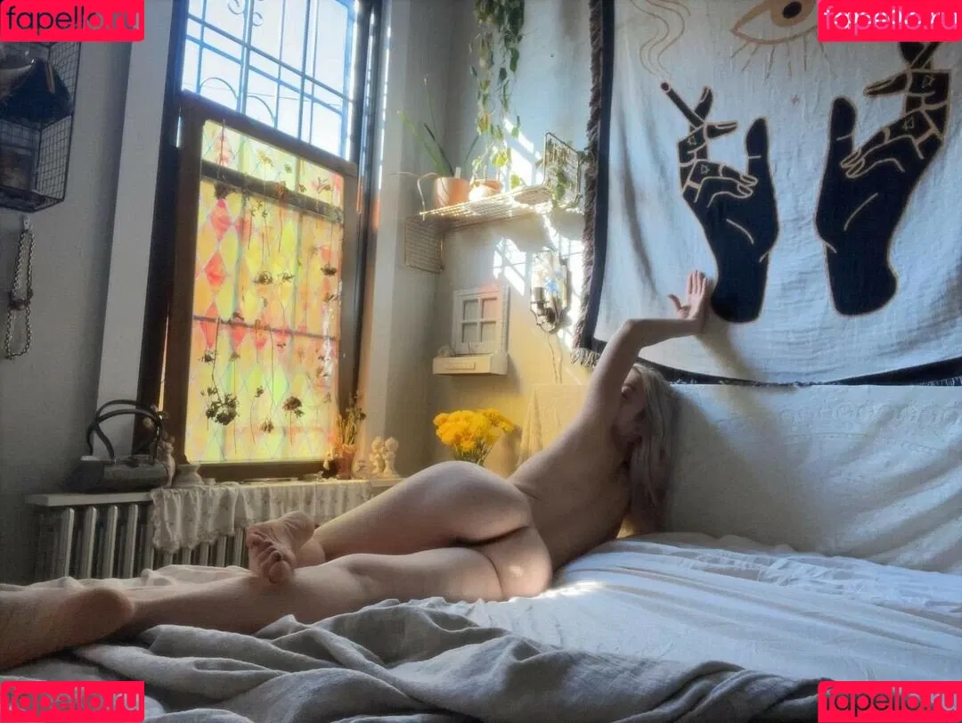 alittle_vampy Onlyfans Photo Gallery 