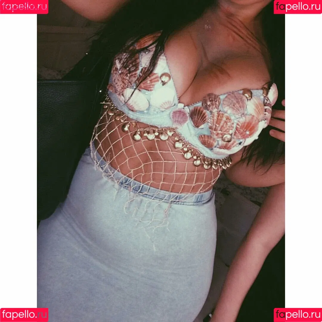 Holly Marston Onlyfans Photo Gallery 