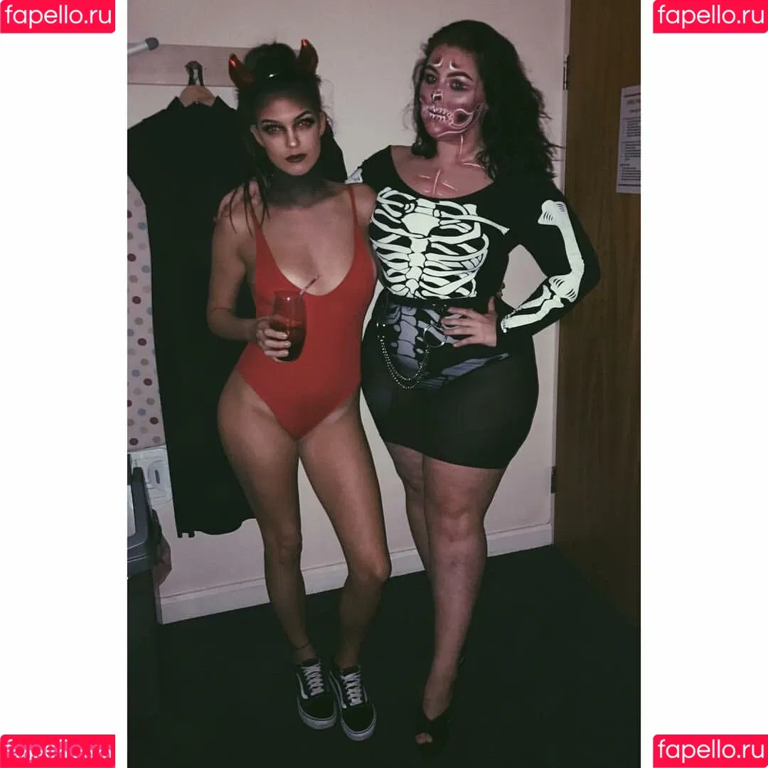 Holly Marston Onlyfans Photo Gallery 