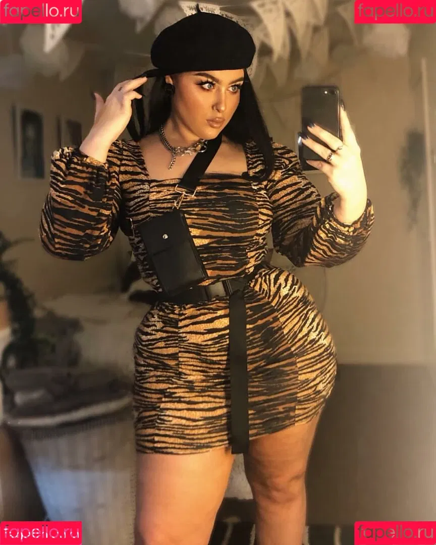 Holly Marston Onlyfans Photo Gallery 