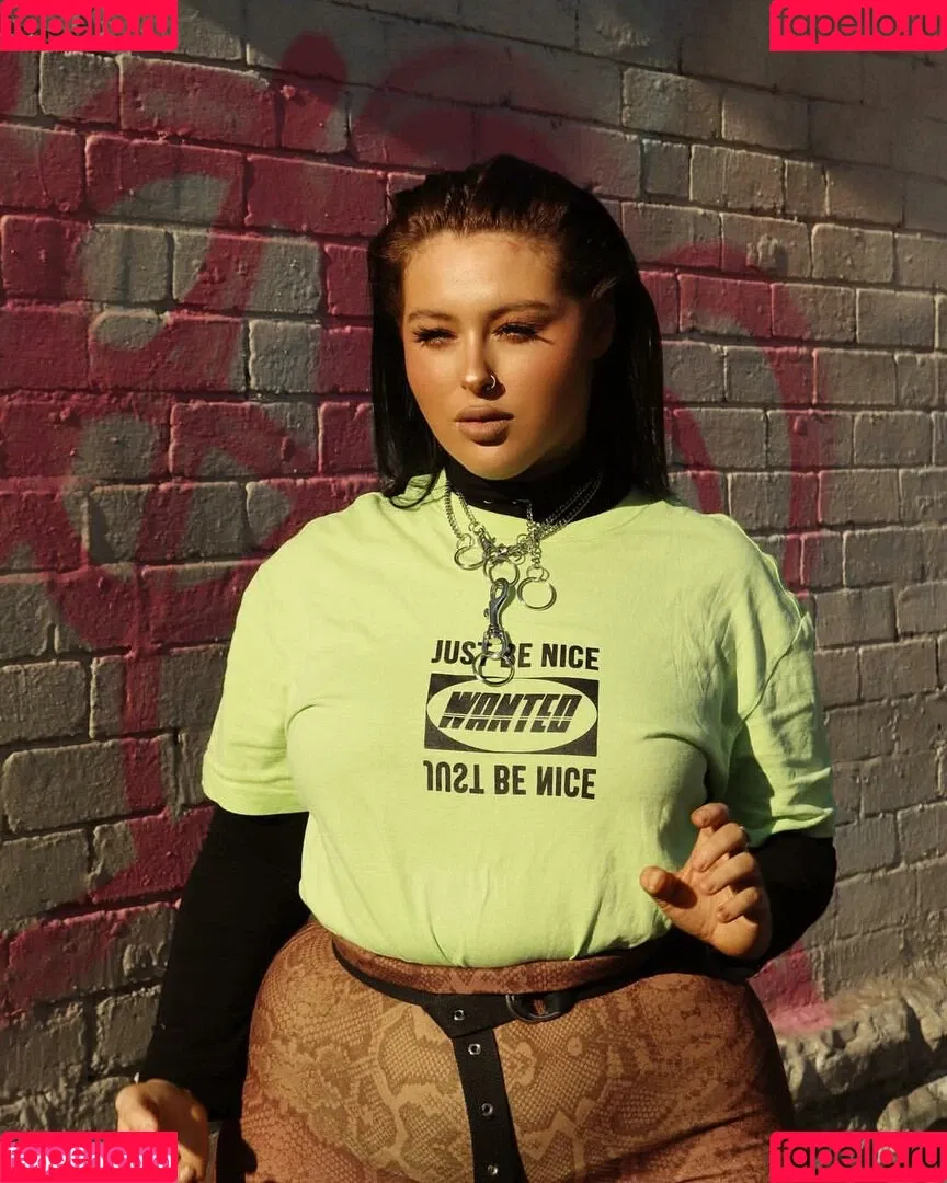 Holly Marston Onlyfans Photo Gallery 